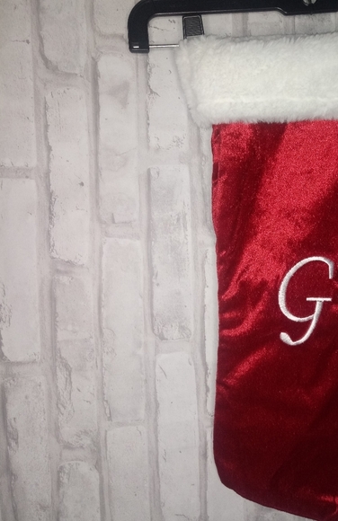 custom embroidered stocking with a G - Picture 3 of 12
